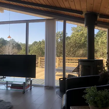 Elgin - 1-8km From The Sea By Interhome Feriehus *