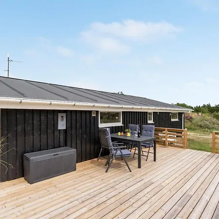 Elgin - 1-8km From The Sea By Interhome