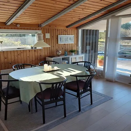 Elgin - 1-8km From The Sea By Interhome * Lakolk