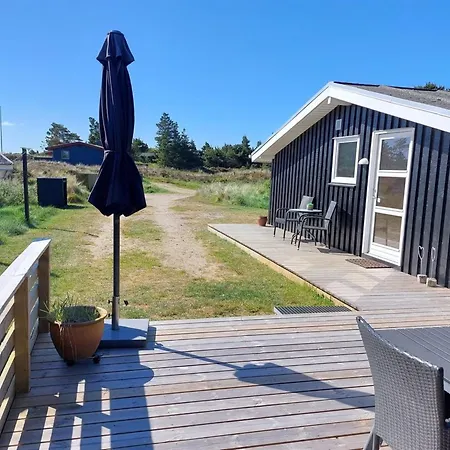 Elgin - 1-8km From The Sea By Interhome Lakolk